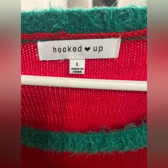 Hooked Up Giraffe Holiday Sweater - Picture 7 of 8